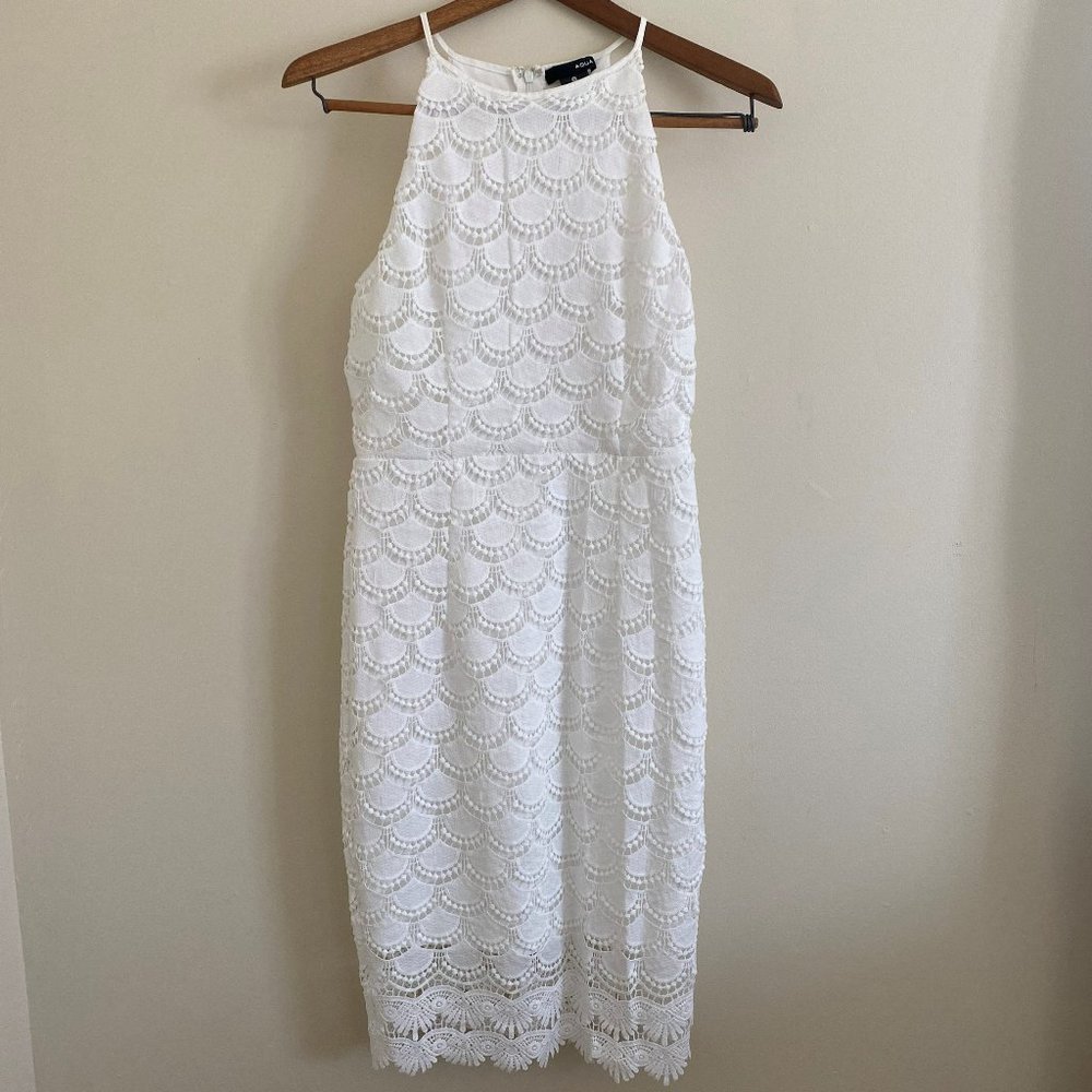 AQUA White Scalloped Lace Body-Con Dress - Size Small